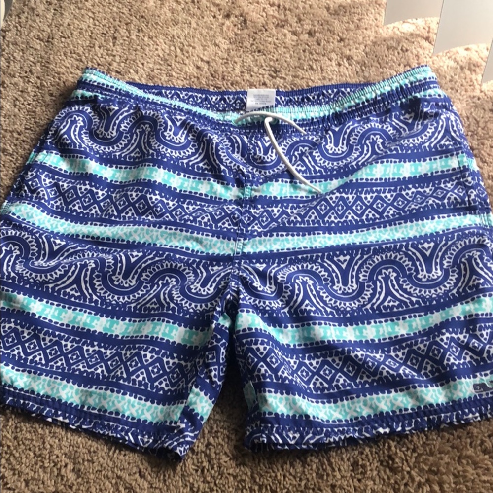Vineyard vines Swim trunks
